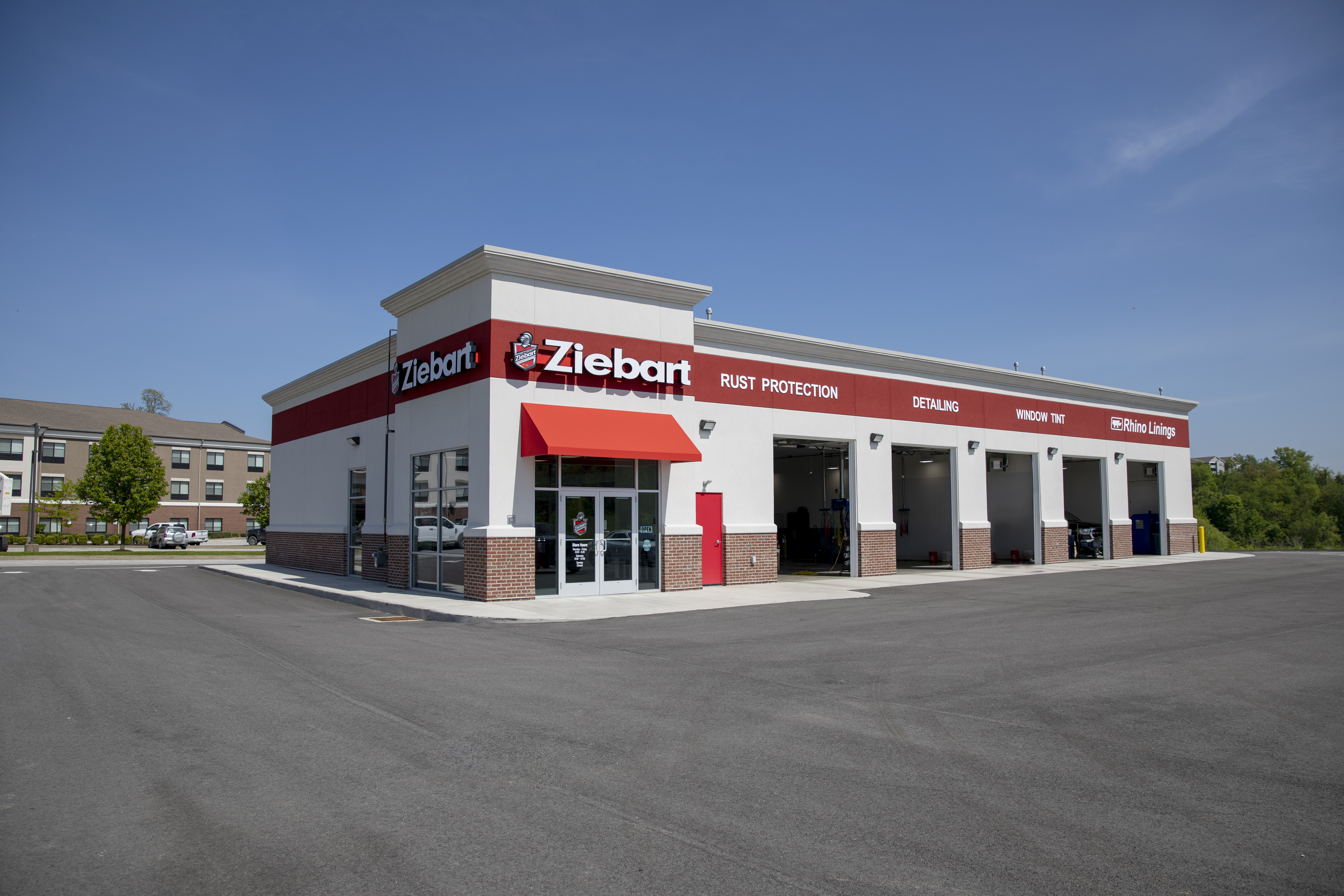 Making the Right Move: Buying vs. Leasing Property for Your Ziebart Franchise