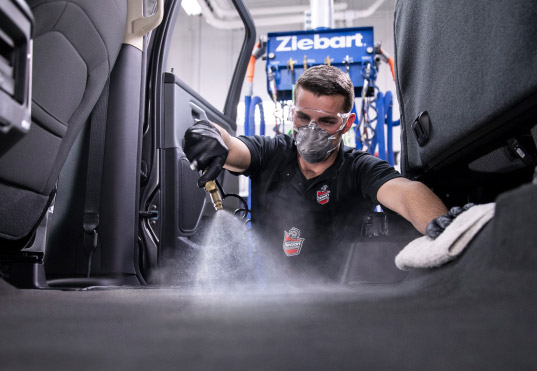 vehicle_interior_detailing