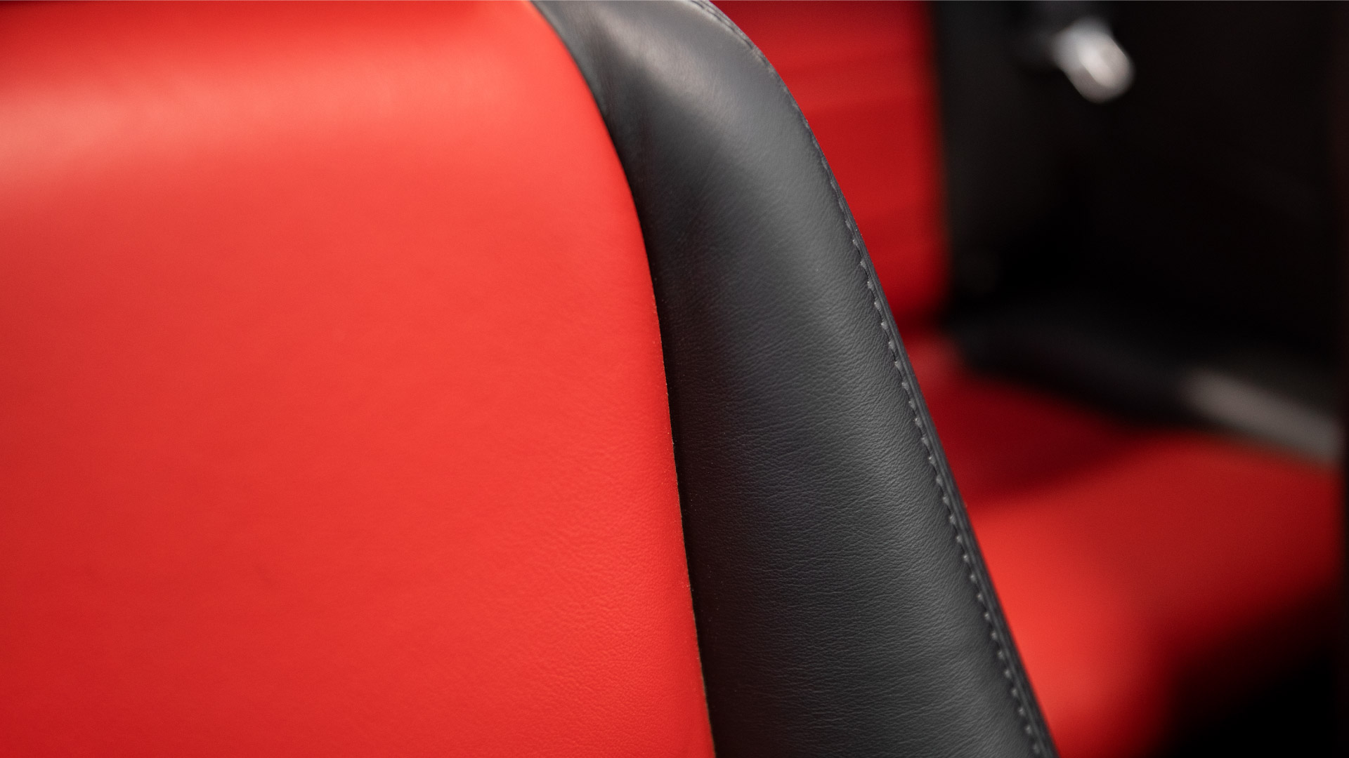 Leather Conditioner 16